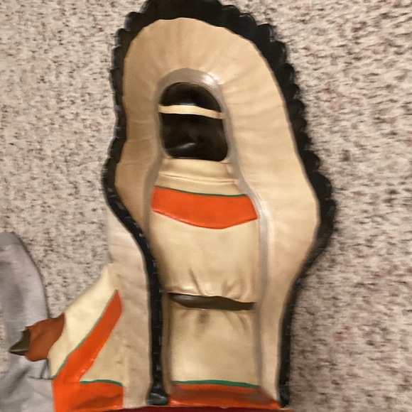 Native American decor - Picture 3 of 5